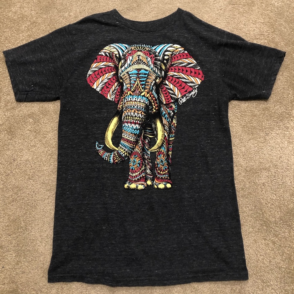 Riot Society Elephant Graphic Tee Shirt